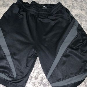 Michael Jordan mens shorts large , black